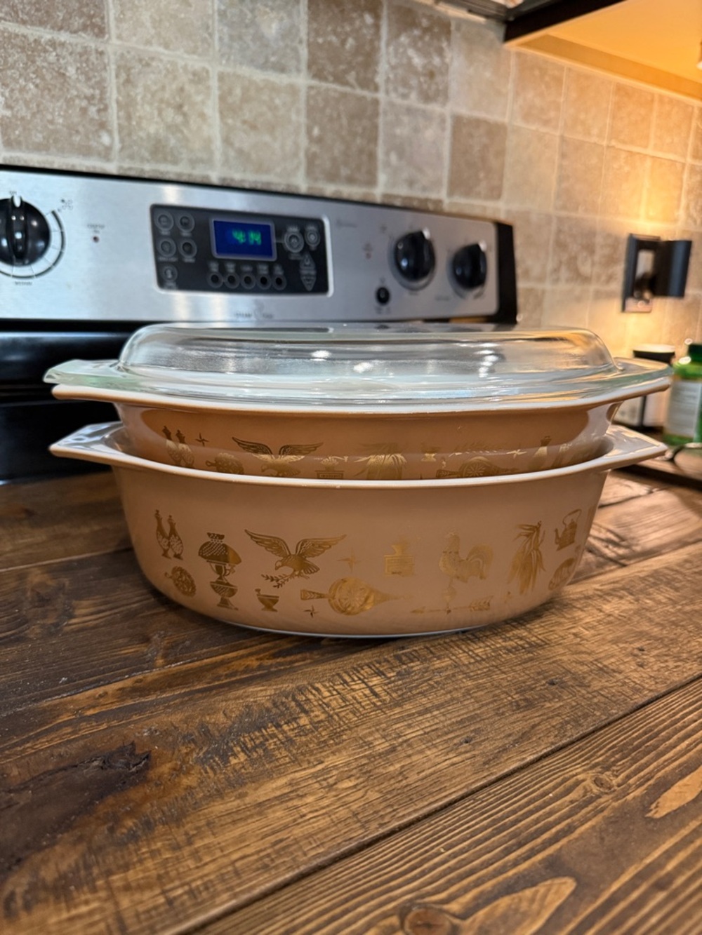 Pyrex Early American Cinderella Casserole nesting dishes 045/1 1/2 QT/ Lid